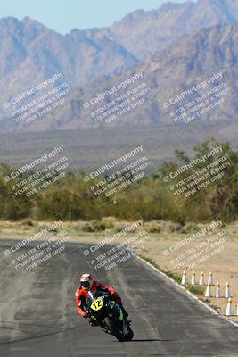 media/Apr-06-2024-CVMA (Sat) [[e845d64083]]/Race 13 Amateur Supersport Open (Holeshot Race)/